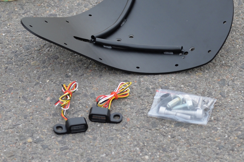 Bobber Seat Built-Kit, Twin Shock, black powder